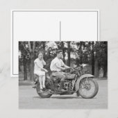Carte Postale Couple à moto, 1928 (Devant / Derrière)