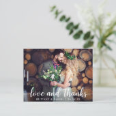 Carte Postale Couple de mariage Moderne Script Amour et Merci (Debout devant)