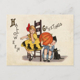 Carte Postale Couple d'enfants avec citrouille sculpté, Hallowee