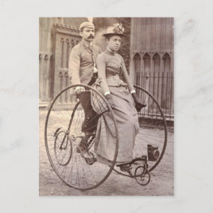 Carte Postale Couple victorien vintage sur vélo Tandem