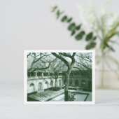 Carte Postale Cour intérieure à Chicago (Debout devant)