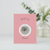 Carte Postale Coussin jetable Œil qui pleure (Debout devant)