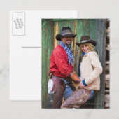 Carte Postale Cowboy et cow-girl tenant des mains devant (Devant / Derrière)