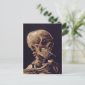 Carte Postale Crâne avec une cigarette brûlante (Debout devant)
