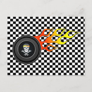 Carte Postale Crâne de course dans une roue en flammes