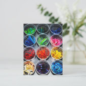 Carte Postale Crayons (Debout devant)