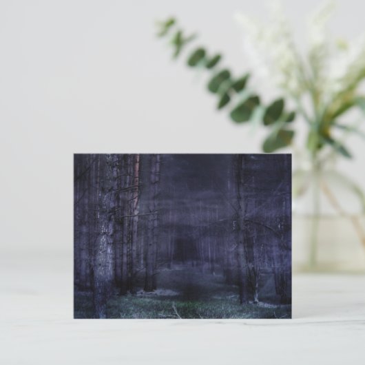 Carte Postale Creepy forest (Debout devant)