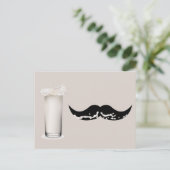 Carte Postale Crème de moustache de lait (Debout devant)