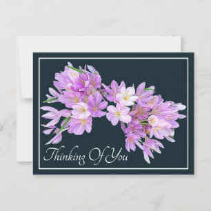 Carte Postale Crocus rose/violet Fond gris Pensée pour vous
