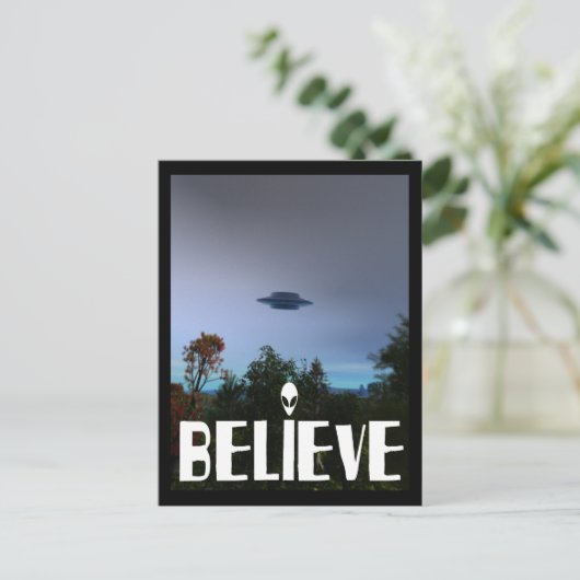 CARTE POSTALE CROIRE (Debout devant)