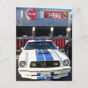 Carte Postale Croisière nocturne de voitures classiques au dîner