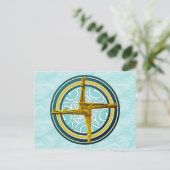 Carte Postale Croix jaune de Brigitte sur fond bleu (Debout devant)