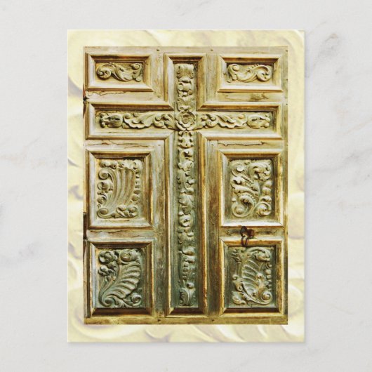 Carte Postale Croix sculptée sur la porte de l'église (Devant)