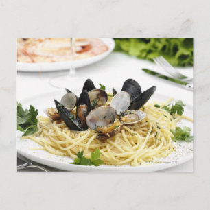 Carte Postale cuisine italienne. Spaghetti alle vongole.