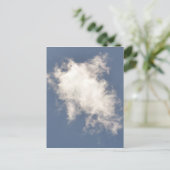 Carte Postale Cumulus Cloud flottant dans un ciel bleu vif. (Debout devant)