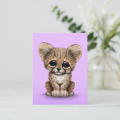 Carte Postale Cute Baby Cheetah Cub sur Purple (Debout devant)