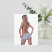 Carte Postale Cute Blonde en short Jean (Debout devant)