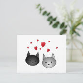 Carte Postale Cute Chats Noirs et Gris, avec Coeurs. (Debout devant)