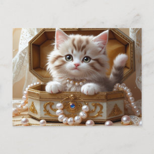 Carte Postale Cute Kitten assis dans une boîte à bijoux
