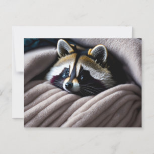 Carte Postale Cute Racoon niché dans une couverture souple
