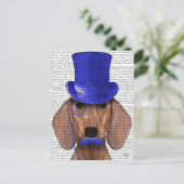 Carte Postale Dachshund avec chapeau bleu et moustache bleue (Debout devant)