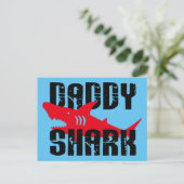 Carte Postale Daddy Shark Worn Graphic (Debout devant)