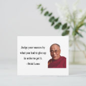 Carte Postale dalai lama quote 7b (Debout devant)