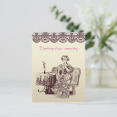 Carte Postale dame boit du thé (Debout devant)