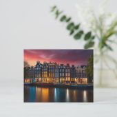CARTE POSTALE D'AMSTERDAM (Debout devant)