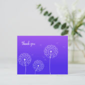 Carte Postale Dandelion blanc violet minimalisteMerci (Debout devant)