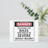 Carte Postale Danger Bass (Debout devant)