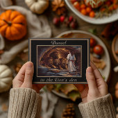 Carte Postale Daniel debout dans la fosse aux lions grotte roche