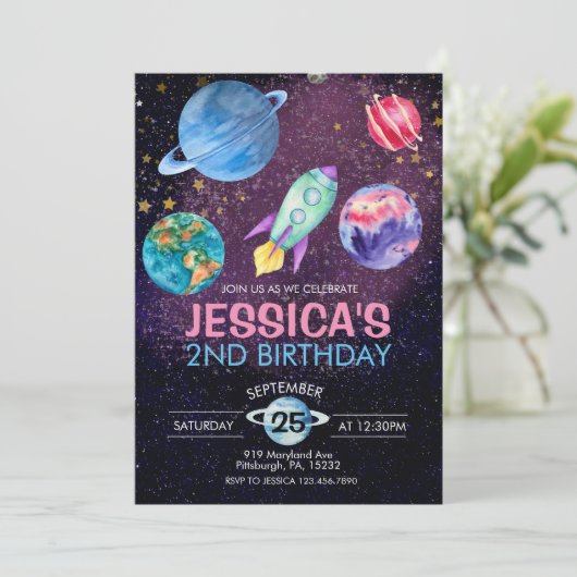 Carte postale d'anniversaire d'astronaute pour une (Debout devant)