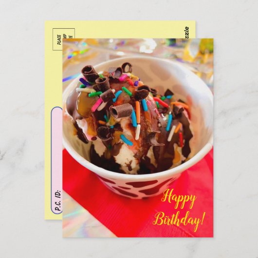 Carte postale d'anniversaire de sundae de glace de (Devant / Derrière)