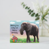 Carte postale d'anniversaire éléphant amusant (Debout devant)