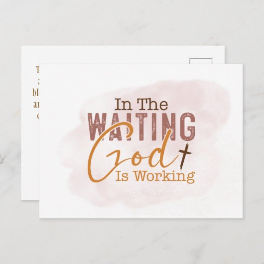 Carte Postale Dans l'attente, Dieu travaille Citation chrétienne (Devant / Derrière)