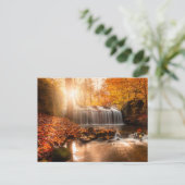 CARTE POSTALE DANS LES COULEURS DE L'AUTOMNE (Debout devant)