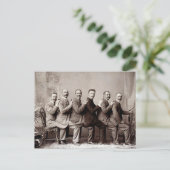 Carte Postale Danser sur les genêts victoriens (Debout devant)