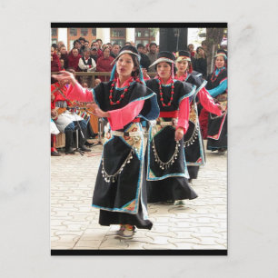 Carte Postale Danseurs tibétains Costume traditionnel