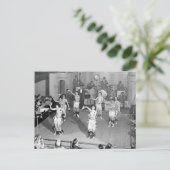 Carte Postale Danseuses de cabaret, 1941 (Debout devant)