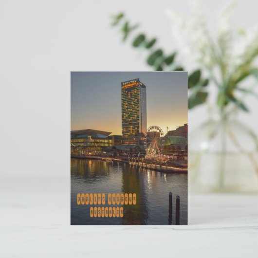 Carte Postale Darling Harbour en Australie (Debout devant)