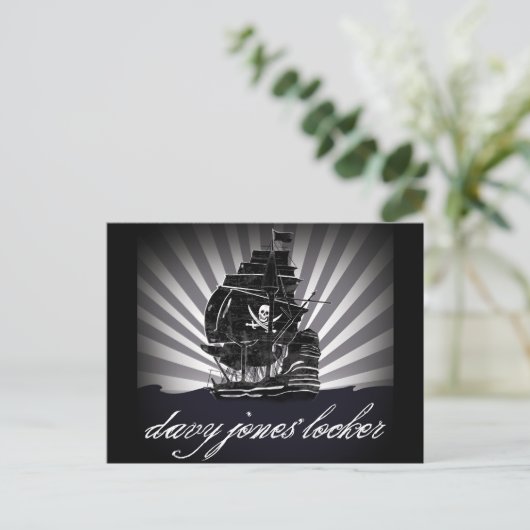 Carte Postale davy jones casier (Debout devant)