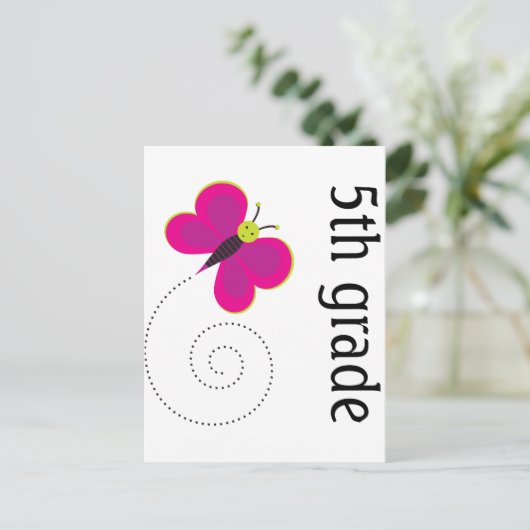 Carte postale de 5e année (Debout devant)