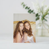 Carte Postale De beaux jumeaux dans les nuits (Debout devant)