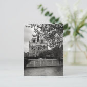 Carte postale de cathédrale de Notre Dame (Debout devant)