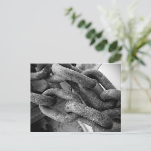 Carte postale de chaînes (Debout devant)