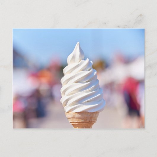 Carte postale de crème glacée au service souple (Devant)