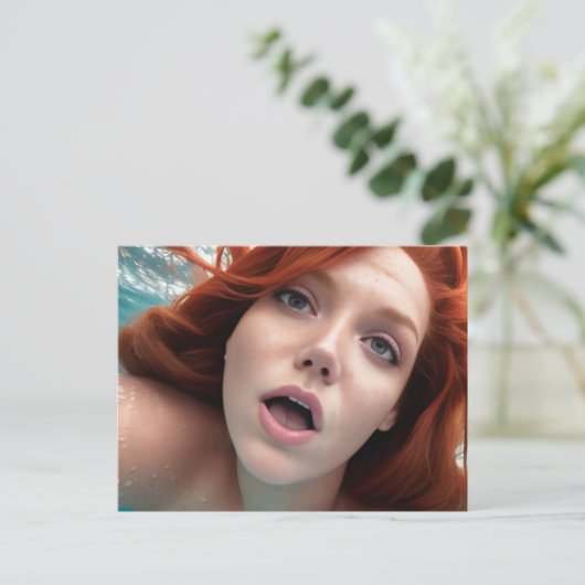 Carte postale de femme nageuse (Debout devant)