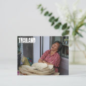 Carte postale de femme thaïlandaise endormie (Debout devant)