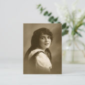 Carte postale de femme tzigane victorienne (Debout devant)
